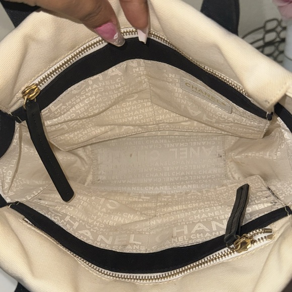 Authentic CHANEL Marshmallow Bag Coco Mark Tote Handbag - Picture 9 of 17